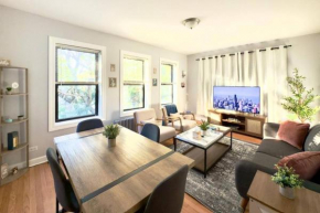 Central 1BR Retreat Cozy & Inviting Near Loyola